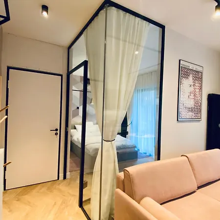 Concept Port * وارسو